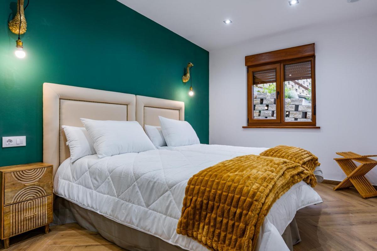 Apartamentos Montes Vindios Onís Εξωτερικό φωτογραφία